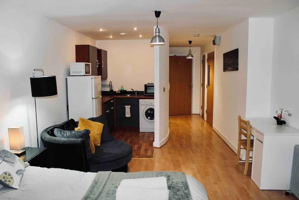 Modern City Central Studio Apt Birmingham Kültér fotó